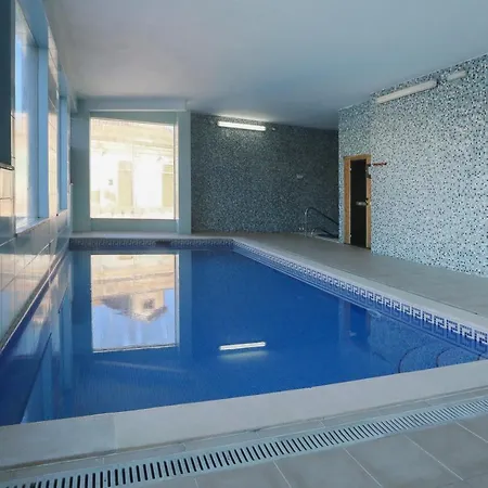 Apartamento 3 Bedroom With Pool